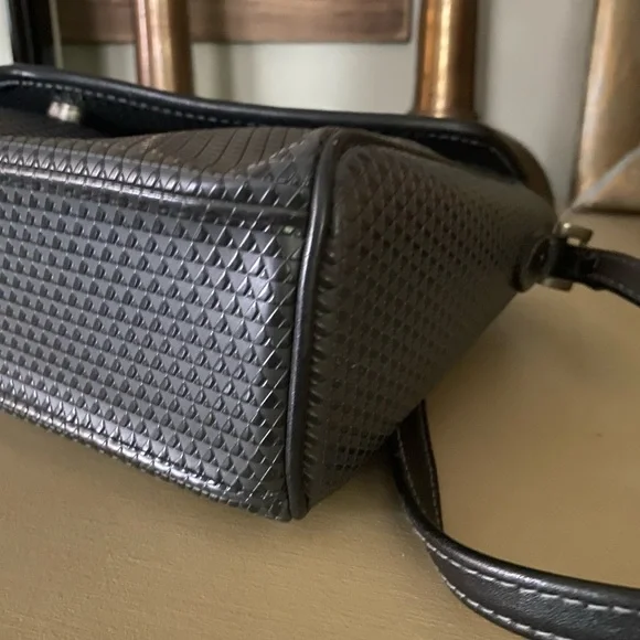Liz Claiborne Purse - Picture 15 of 15